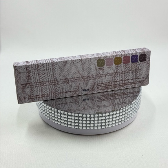 Dominique Cosmetics Eyeshadow Palette - Mauve, Gold, Blue Shades - Picture 4 of 4